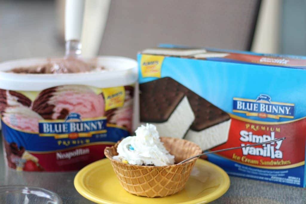 Peanut Butter & Hot Fudge Sauce Recipe For Ice Cream Sundaes #ad #SunsOutSpoonsOut #CollectiveBias