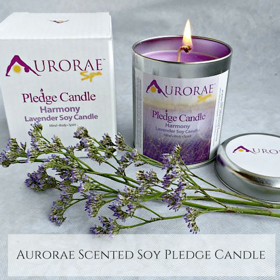 Aurorae Scented Soy Pledge Candle - They smell AMAZING! @AuroraeYoga #SummerGuide 