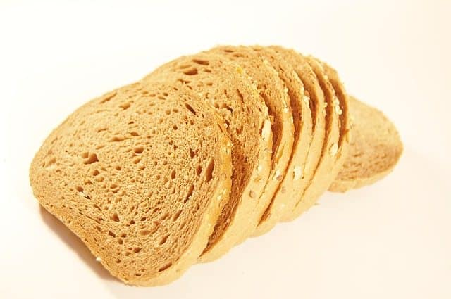 bread-621364_640