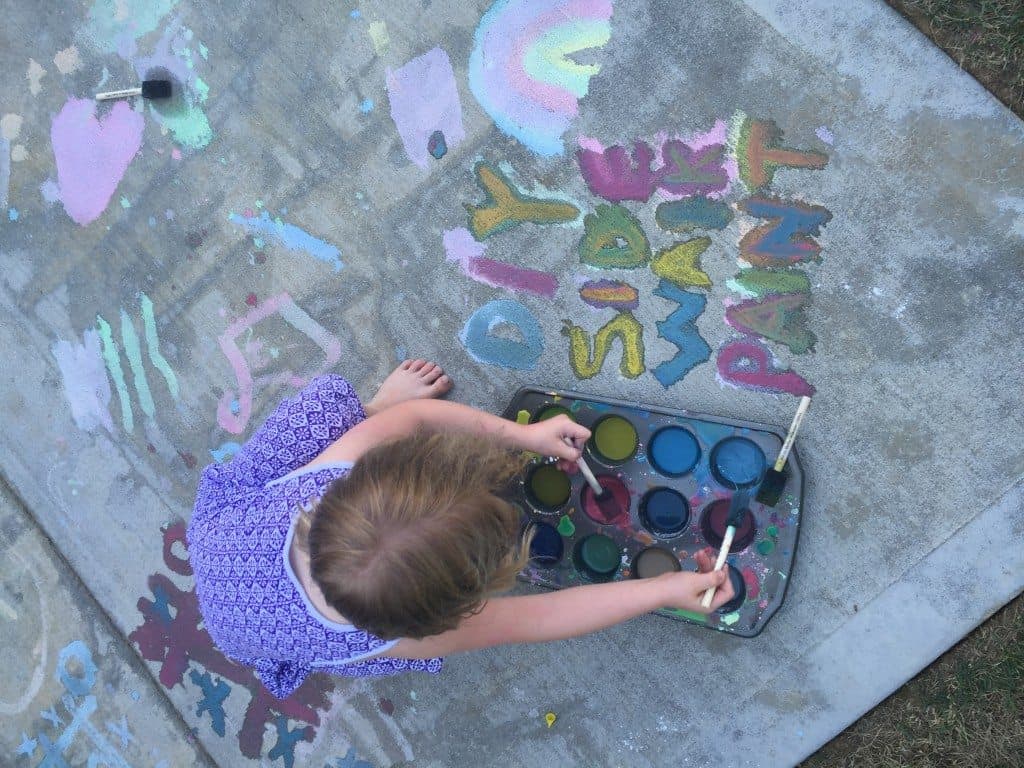 *Summer Fun* Make Your Own DIY Sidewalk Paint #Clean2TheCore #CollectiveBias #ad