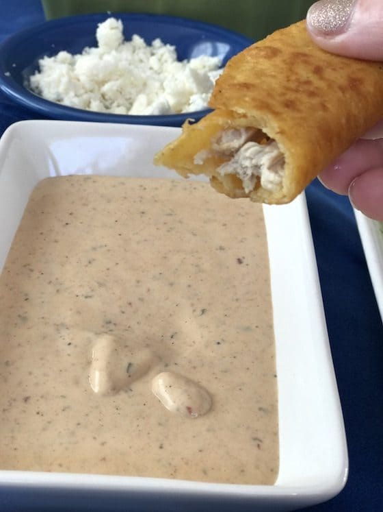 Chicken Taquitos with Chipotle Ranch & Jalapeño Ranch Dipping Sauce #DozenWaystoDip #ad