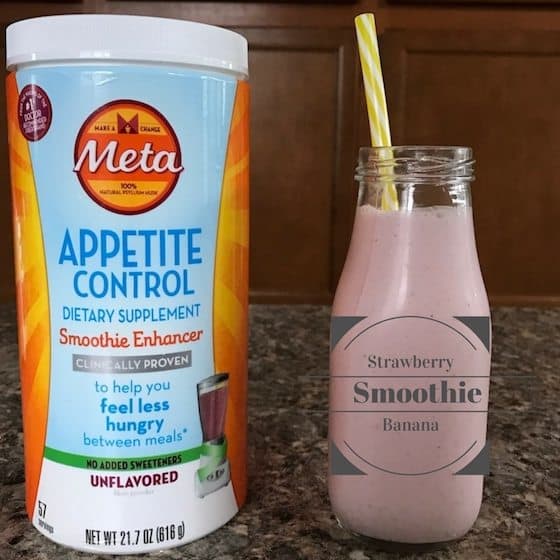 How To Make A Strawberry Banana Smoothie That Will Keep You Fuller, Longer! #MetaSnackID