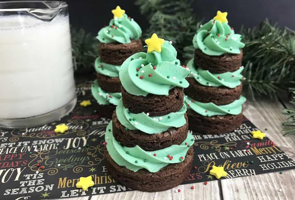 These Christmas Tree Brownies are so pretty and easy to make. They are fun to make and delicious to eat!