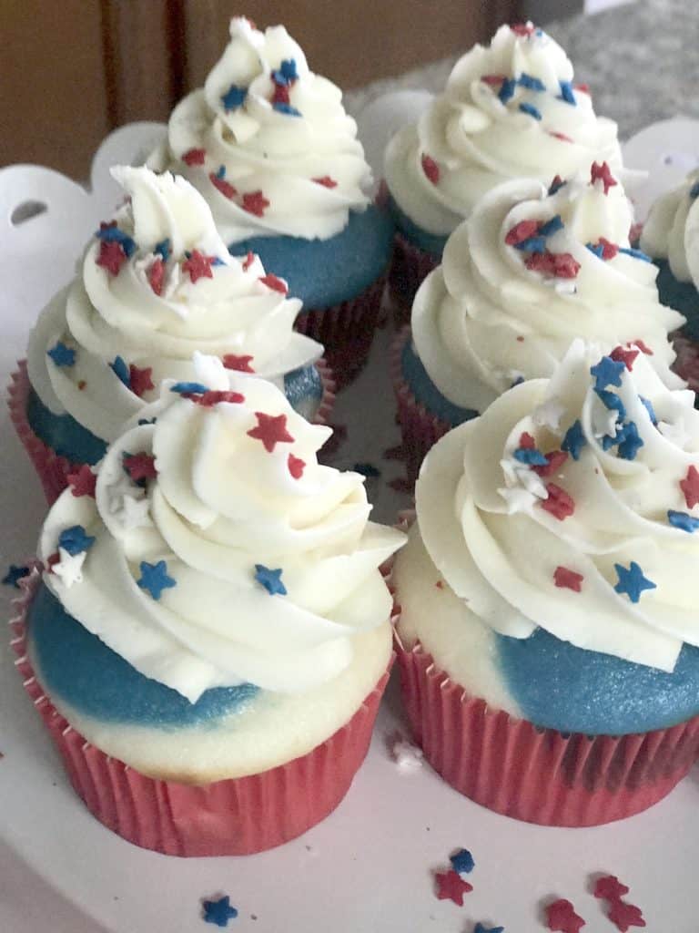 Make these 4th of July cupcakes for your Patriotic Party. You can make the cake with a box mix and a homemade vanilla buttercream frosting. 