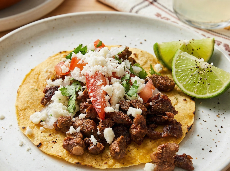 Make delicious Mexican tacos at home! Check out this easy carne picada recipe. With just a few ingredients you have a yummy dinner!