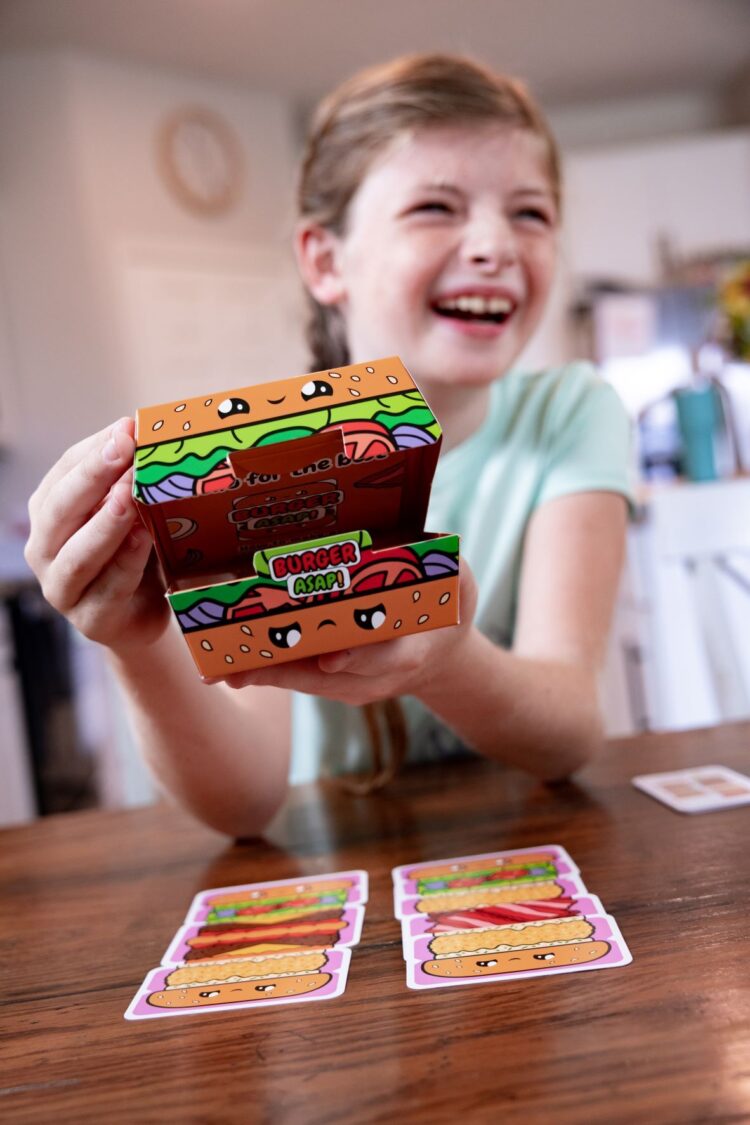 Christmas Gift Ideas.....Check out this list of the Best Board Games For 10-12 Year Olds! Spend more family time playing games!