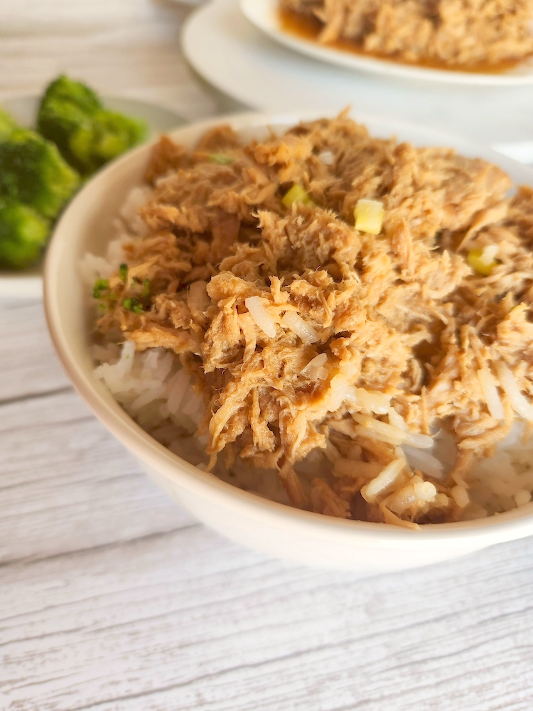 The easiest way to get dinner on the table is to make crock pot meals! Add this Crock Pot Hawaiian Chicken Recipe to your meal plan for a delicious and easy dinner! It has just 4 ingredients but you can add more to it for different variations of the recipe. 