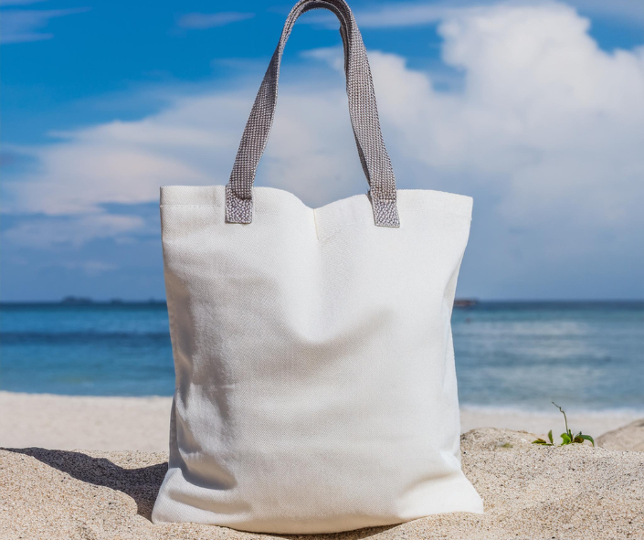 Tote bags have proven their worth as an all-purpose accessory for countless activities. From beach days to commutes, they blend style and functionality seamlessly.