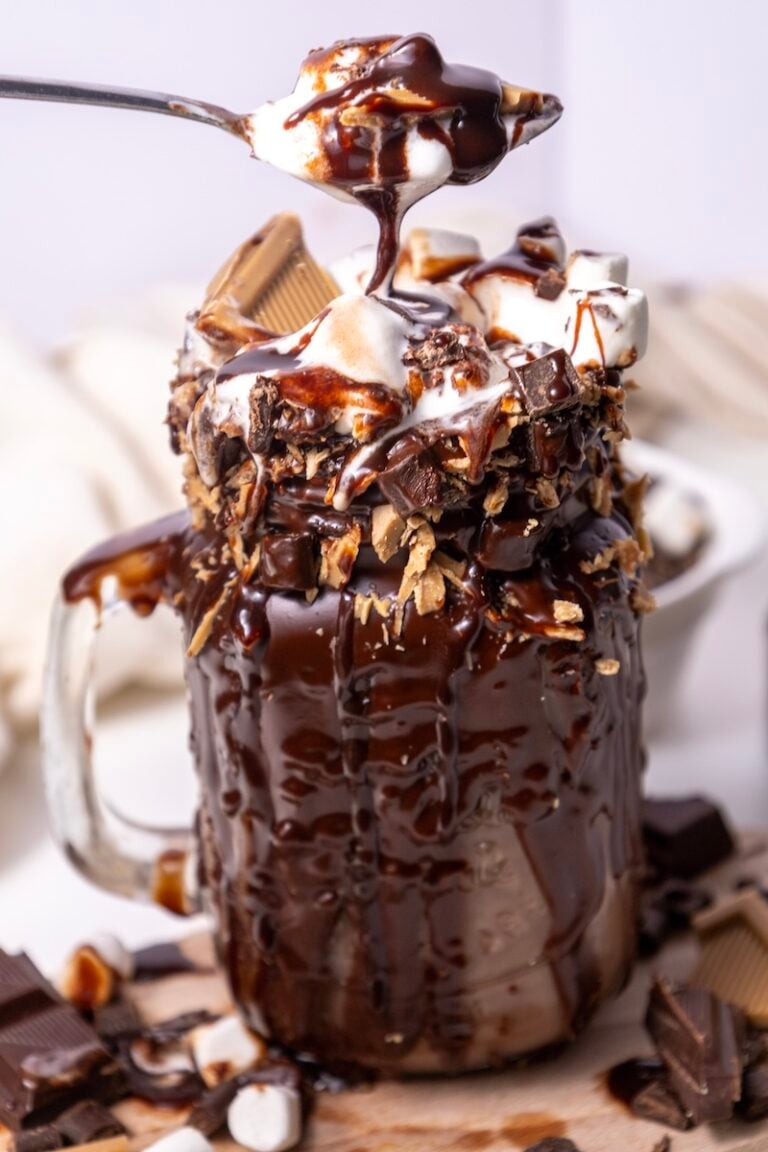Extreme Chocolate Freakshake Milkshake Recipe