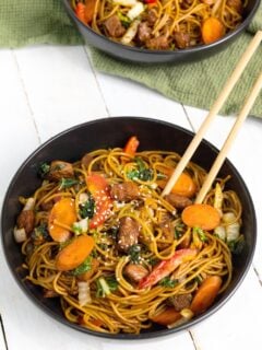 Try this quick and flavorful Instant Pot Pork Lo Mein. It has tender pork, crisp vegetables, and a savory soy-hoisin sauce.