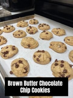 Make the best brown butter chocolate chip cookies! Soft, chewy, and full of nutty flavor — no chill time needed for these bakery-style cookies.