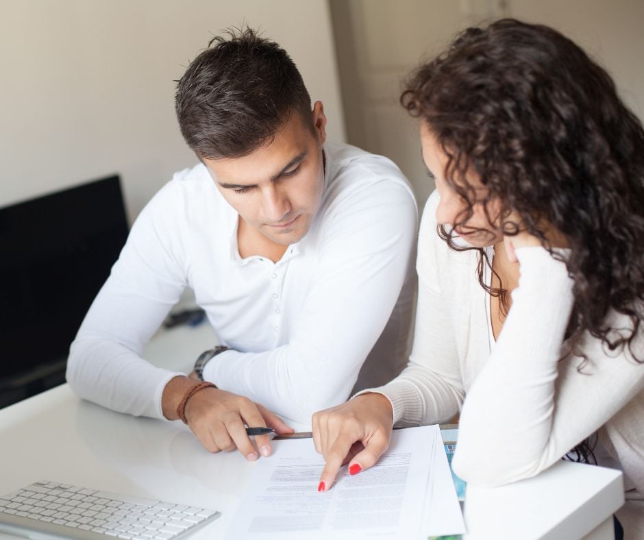 Struggling to stick to your financial goals? Learn simple saving money tips, budgeting hacks, and habits that actually help you reach your goals.