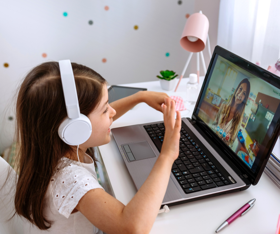How Virtual Classrooms Offer Opportunities for Collaborative Learning