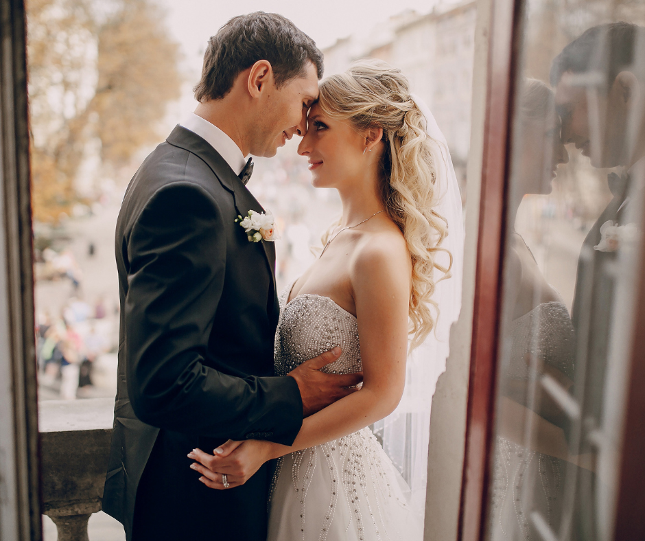 If you have a wedding on your calendar - make sure you check out these Modern Wedding Gift Ideas for Couples!